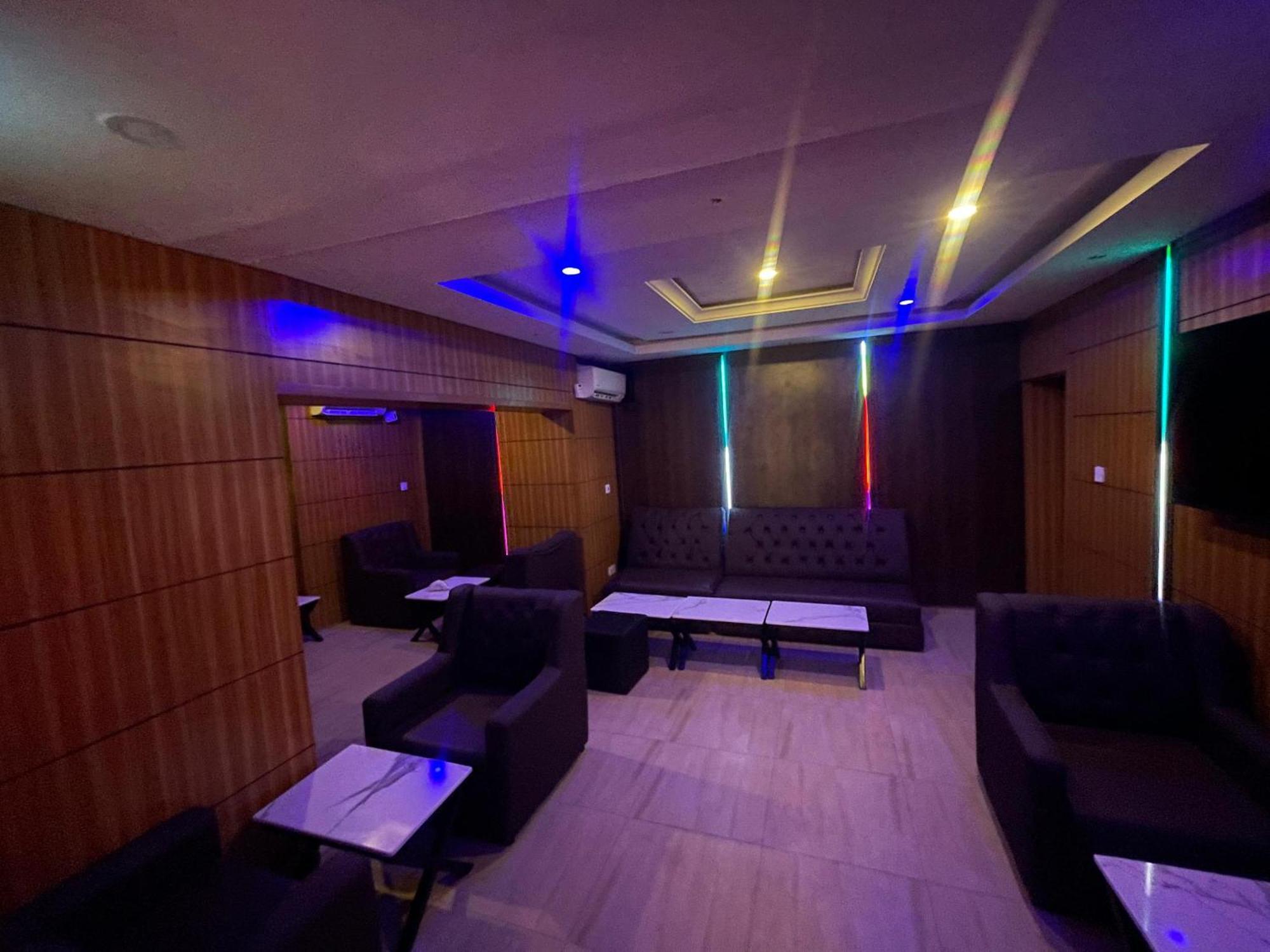 Presken Hotels Alade Avenue Ikeja Εξωτερικό φωτογραφία